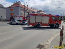 Zderzenie samochodów na skrzyżowaniu w Opolu