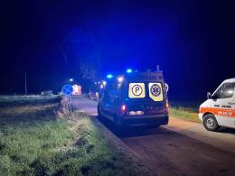 Wypadek w Chróścinie. Auto wypadło z drogi, kierowca pijany