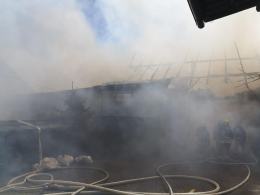 Pożar stodoły w Łanach. W akcji 13 zastępów straży