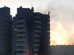 Pożar w bloku przy pl Józefa Piłsudskiego w Opolu