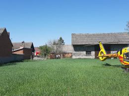 Mężczyzna wpadł pod traktor. Lądował śmigłowiec LPR