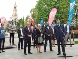 Rafał Trzaskowski w Opolu spotkał się z młodzieżą