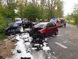 Zderzenie 3 pojazdów w powiecie oleskim. 4 osoby ranne