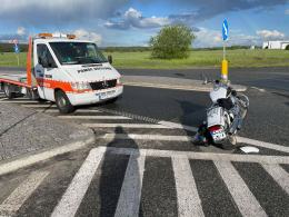 Kierująca Oplem wymusiła pierwszeństwo. Ucierpiał podróżujący jednośladem