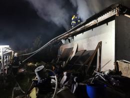 20 zastępów straży gasiło pożar poddasza w Prudniku