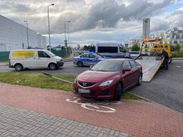 Zatrzymał auto przy kolizji bo chciał pomóc. Wydmuchał 2,5 promila