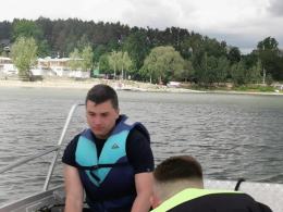 Akcja ratunkowa na Jeziorze Nyskim. Wędkarz stracił przytomność