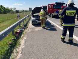 Pożar samochodu osobowego na A4. Pomogli przypadkowi świadkowie