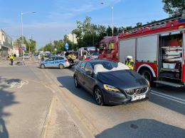 Poważny wypadek na przejściu dla pieszych. Nieprzytomny rowerzysta w szpitalu