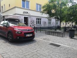Auto z kamerą zamiast kontrolera? Testowano nowy system pobierania opłat za parkowanie