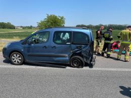 Zderzenie pojazdów na 237 km A4 - lądował LPR