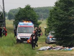 Wypadek autobusu z dziećmi w Jełowej. Rannych 6 dzieci