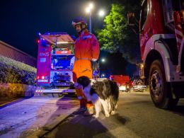 Zawalona ściana budynku i uszkodzone przyłącze gazu w miejscowości Kietrz