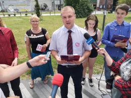 Lewica wystawiła "świadectwo" ministrowi edukacji. Homofobia, język nienawiści i indoktrynacja