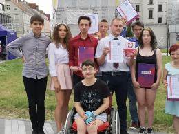Lewica wystawiła "świadectwo" ministrowi edukacji. Homofobia, język nienawiści i indoktrynacja