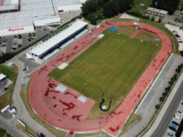 Stadion Opolskich Olimpijczyków ma już oświetlenie. Teraz trwa remont nawierzchni