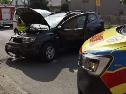Wypadek w Nakle. Kierujacy samochodem osobowym uderzył w budynek