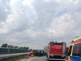 Zderzenie kilku pojazdów na 209 km autostrady A4. Lądował śmigłowiec LPR