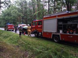 Wypadek drogowy z udziałem dwóch pojazdów w na trasie Lubsza-Rogalice