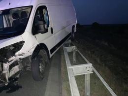 Dwa pojazdy zderzyły się na A4, jeden z nich spłonął