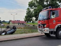 Nieuwaga kierowców poskutkowała groźnie wyglądająca kolizją