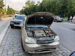 Zderzenie czterech aut na Piastowskiej w Opolu. Dwie osoby zostały poszkodowane