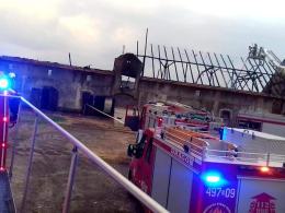 Pożar w powiecie strzeleckim. W akcji kilkanaście zastępów straży