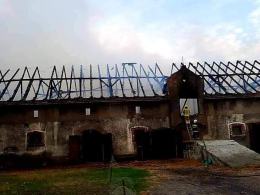 Pożar w powiecie strzeleckim. W akcji kilkanaście zastępów straży