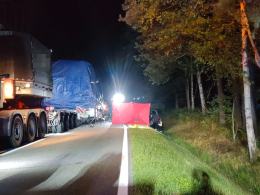 Tragiczny wypadek w powiecie kluczborskim. Kierowca Volkswagena zginął na miejscu