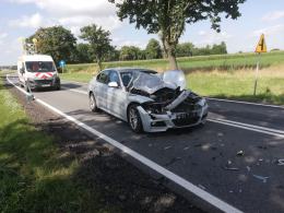 27-letni kierowca BMW nie ustąpił pierwszeństwa przejazdu. Doszło do zderzenia