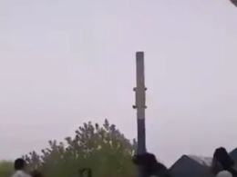 Tak się bawi, tak się bawi Afganistan. Talibowie na trampolinie