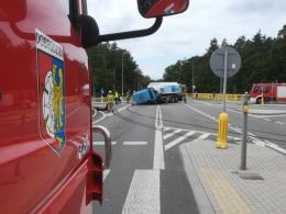 Dwa samochody ciężarowe zderzyły się w Myślinie