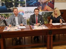 Miasto Opole oficjalnie "Stolicą Polskiej Piosenki". Opatentowano nazwę