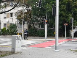 Działają już światła na zmodernizowanym przejściu dla pieszych na ulicy Ozimskiej