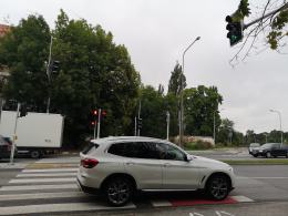 Działają już światła na zmodernizowanym przejściu dla pieszych na ulicy Ozimskiej
