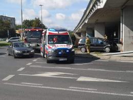 Śmiertelny wypadek na rondzie w Opolu. Nie żyje 70-letni kierowca