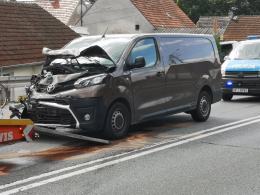 3 pojazdy zderzyły się w Dobrzeniu Wielkim. Są utrudnienia w ruchu
