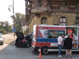 Kędzierzyn-Koźle: Kobieta kierująca bmw uderzyła w mur kamienicy