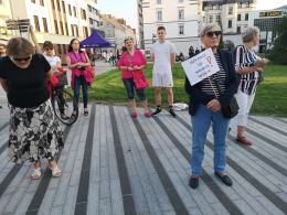 Na Placu Wolności demonstrowali sprzeciw wobec ograniczenia wolności słowa