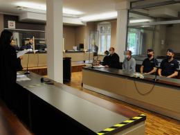 49-latek zadał kilkanaście ciosów nożem koledze, potem poszedł spać. Ruszył proces