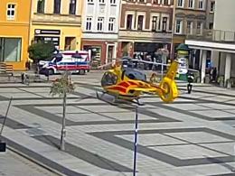 Nagłe zatrzymanie krążenia. LPR wylądował między kamienicami w Brzegu