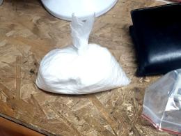 4 osoby zatrzymane - na rynek nie trafi blisko kilogram narkotyków