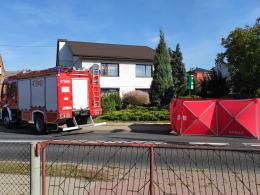 Na DK 42 w Rudnikach mężczyzna wtargnął pod ciężarówkę
