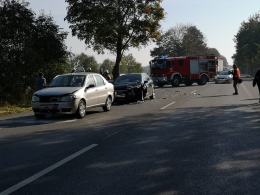 DK 94 zablokowana po zderzeniu 4 samochodów w pobliżu Izbicka