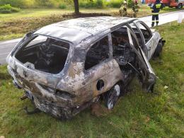 Pożar samochodu osobowego w powiecie oleskim