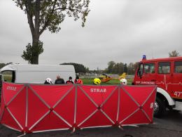 Zderzenie busa z ciężarówką w powiecie oleskim. Nie żyje 62-letni kierowca