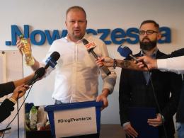 Witold Zembaczyński: #DrogiPremierze