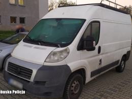 Lubuscy policjanci zatrzymali busa z 41 imigrantami na pokładzie
