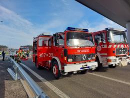 Kilkanaście zastępów straży, policja i helikopter na obwodnicy Niemodlina
