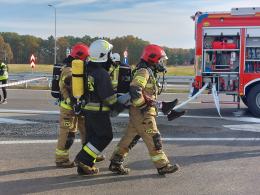 Kilkanaście zastępów straży, policja i helikopter na obwodnicy Niemodlina